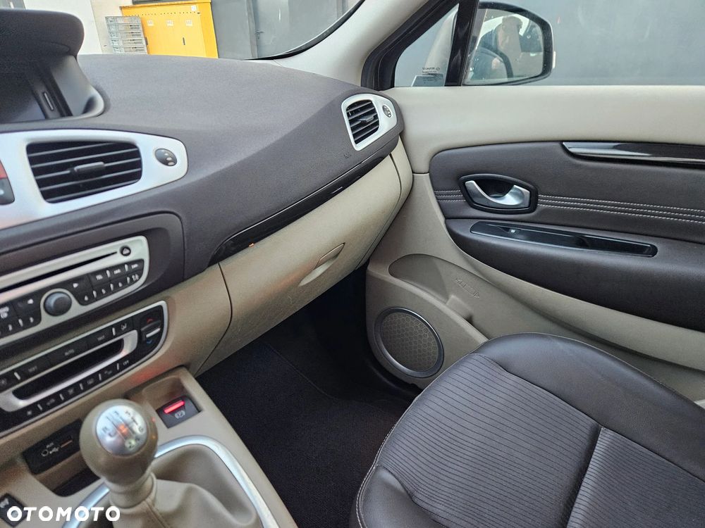 Renault Scenic 1.4 16V TCE Tech Run - 23