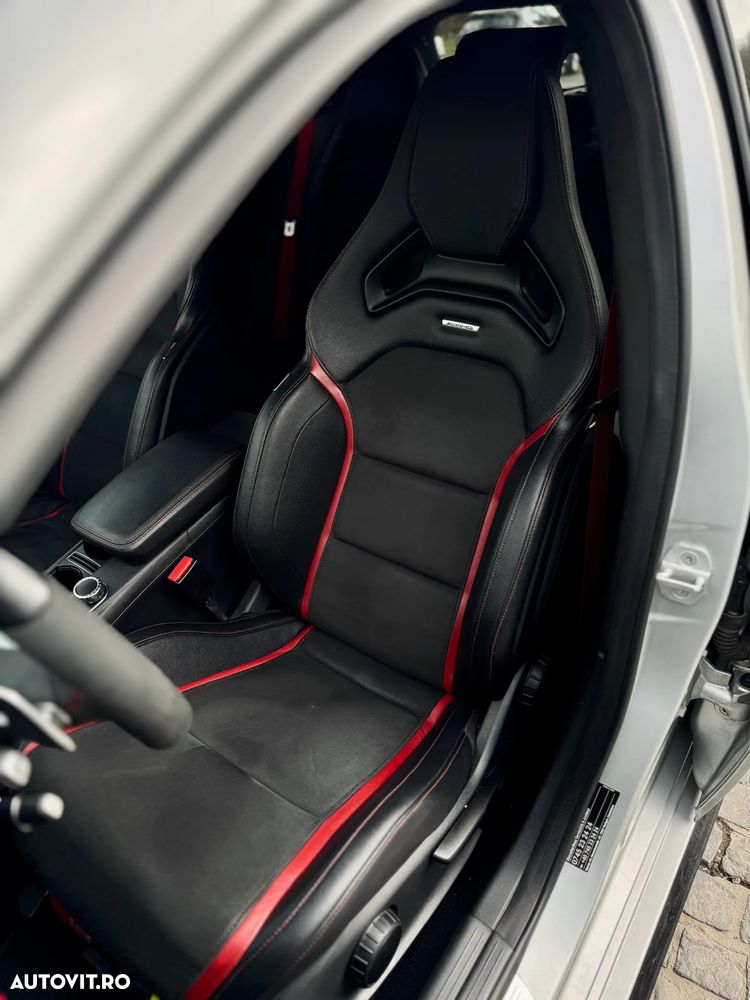 Mercedes-Benz A 45 AMG - 14