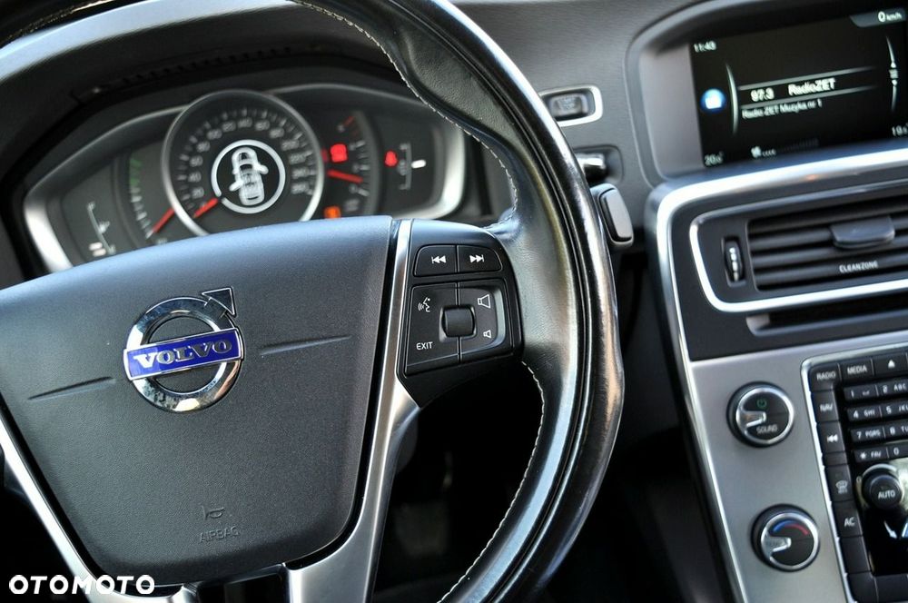 Volvo S60 D3 Drive-E Momentum - 14