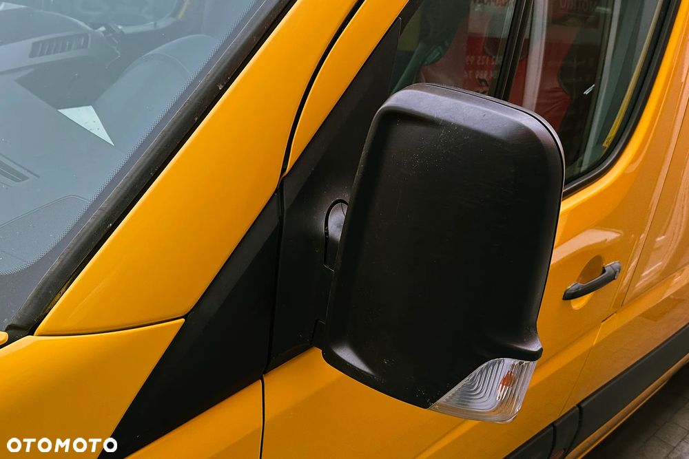 Volkswagen Crafter AUTOBUS - 16