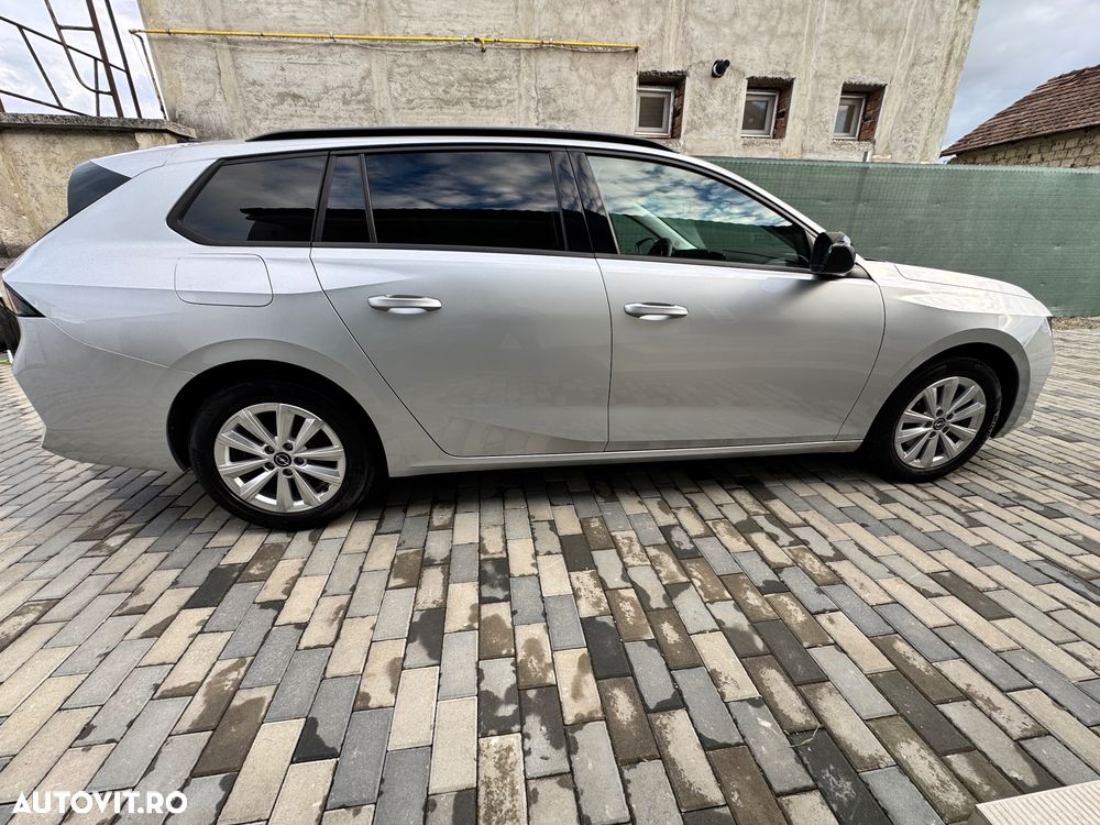 Opel Astra 1.5 D Automatik Business Elegance - 4
