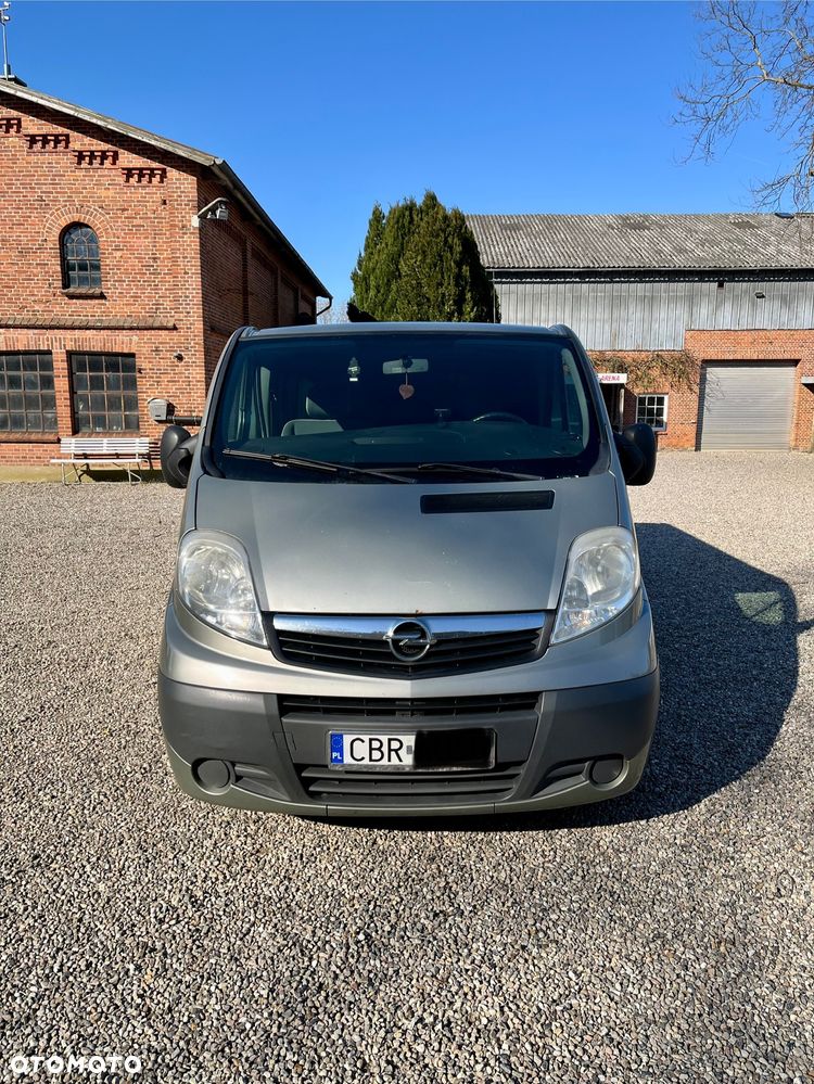 Opel Vivaro L2H1 2.9t - 11