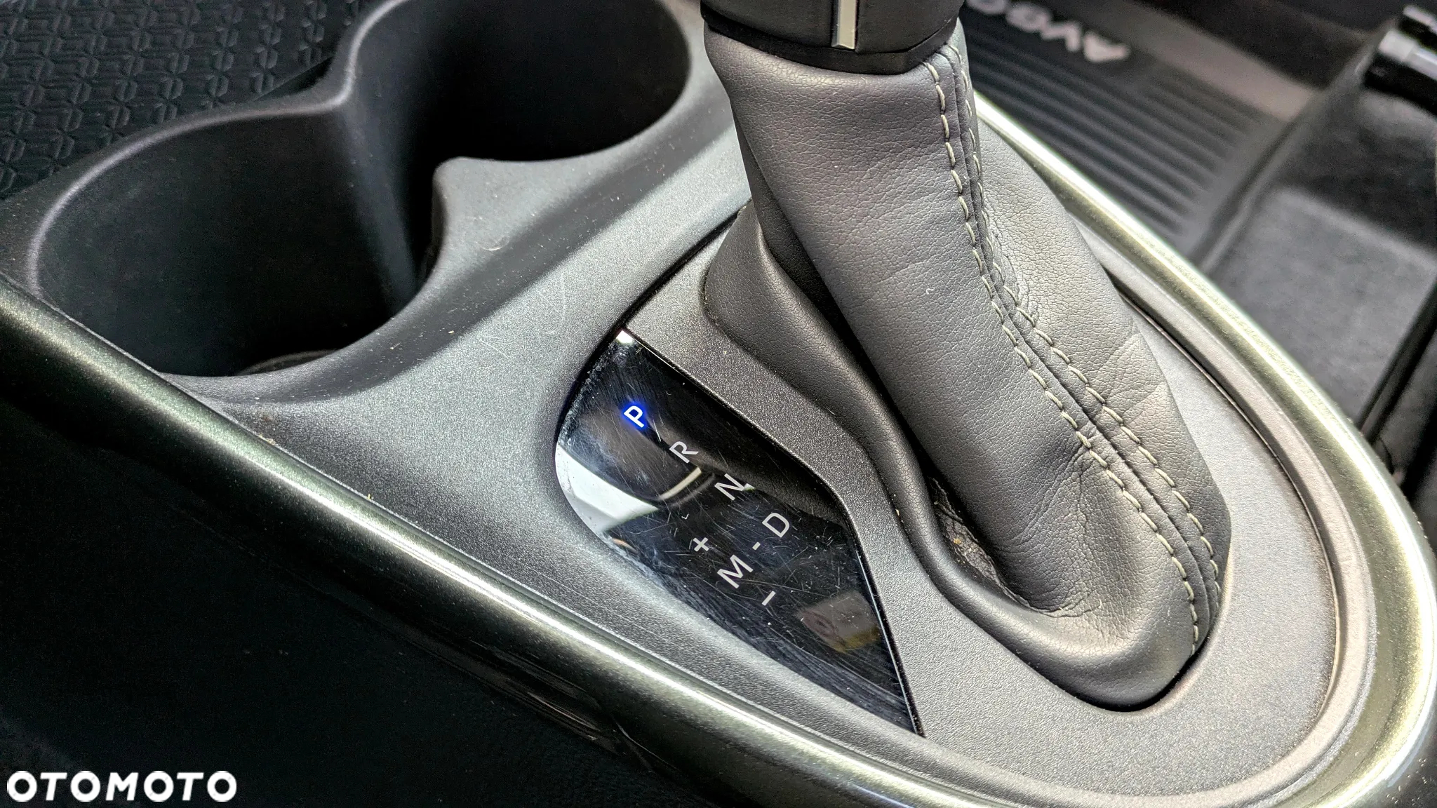 Toyota Aygo X 1.0 VVT-i Style CVT - 12