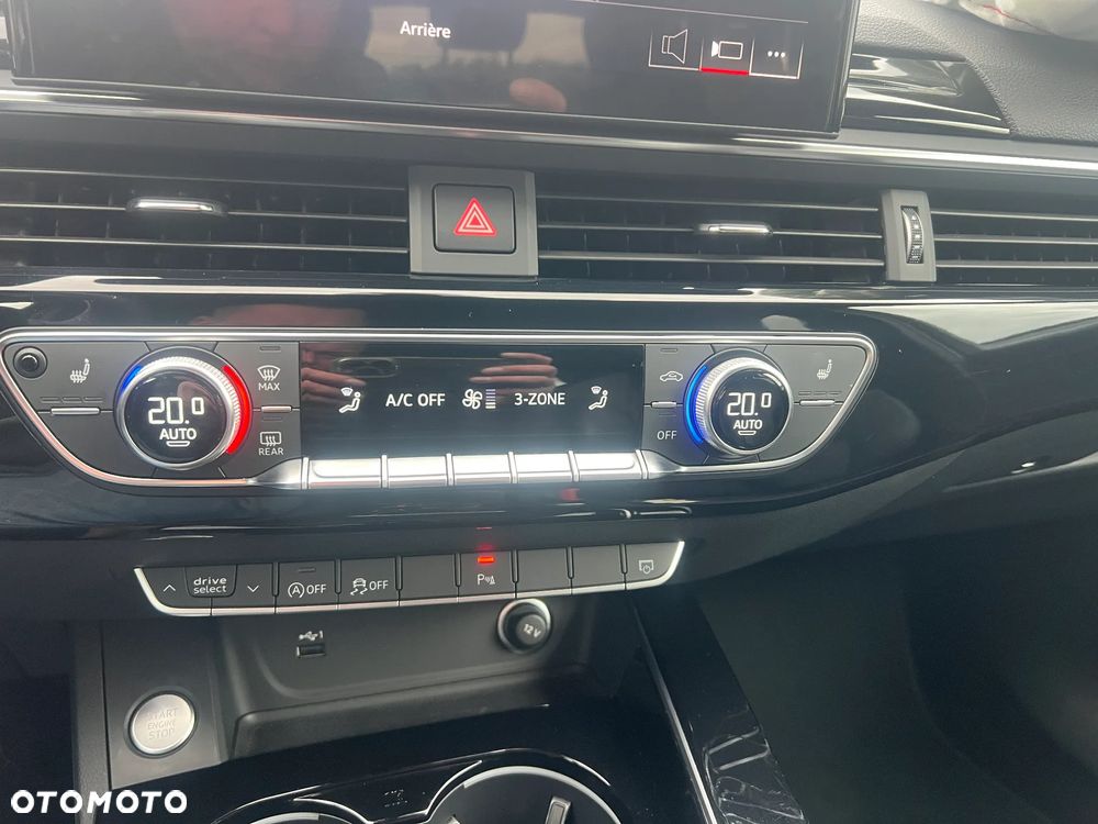 Audi A4 Avant 35 TFSI mHEV S Line S tronic - 22