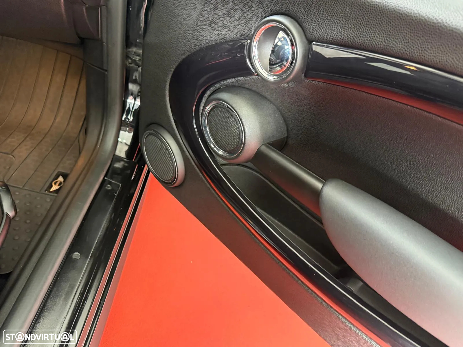 MINI 3 Portas John Cooper Works - 25