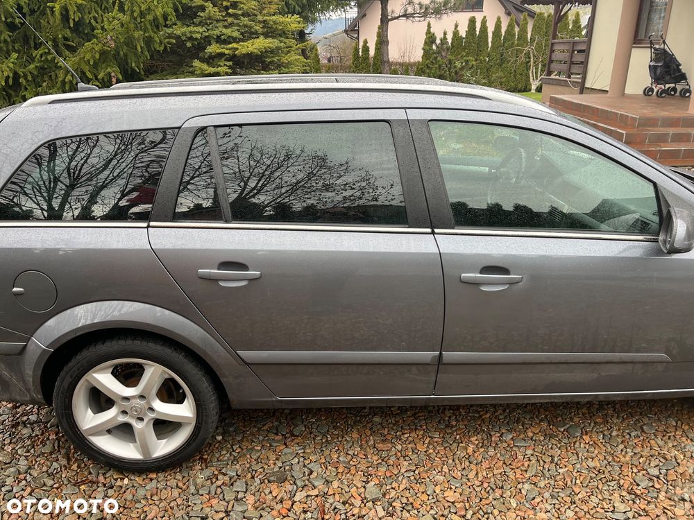 Opel Astra 1.8 Sport - 4