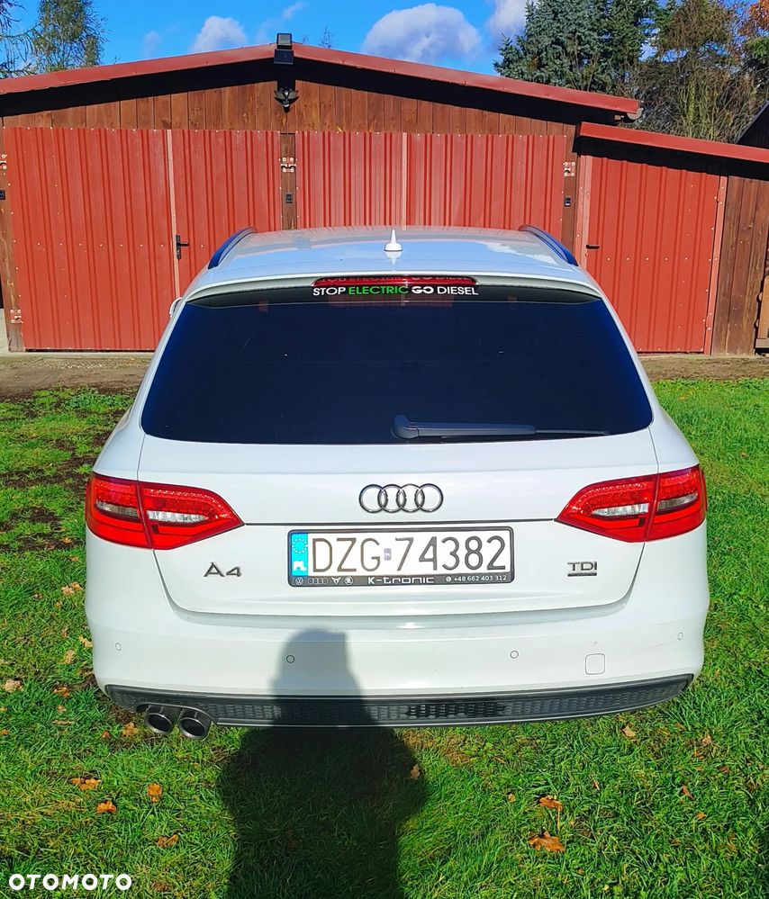Audi A4 Avant 2.0 TDI DPF quattro S tronic S line Sportpaket - 9