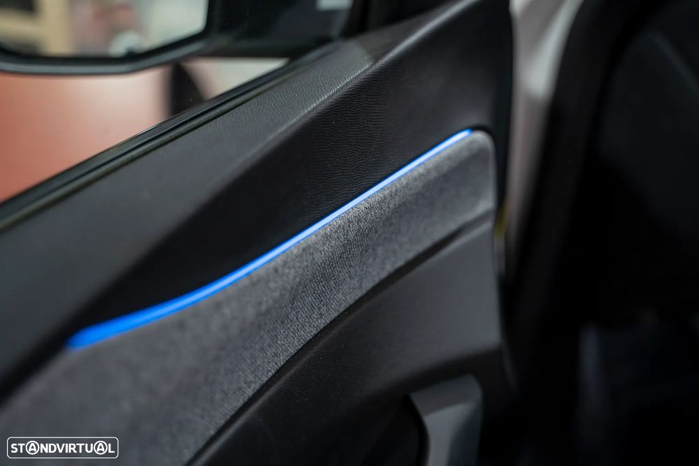 Peugeot 308 1.6 Hybrid Allure Pack e-EAT8 - 29