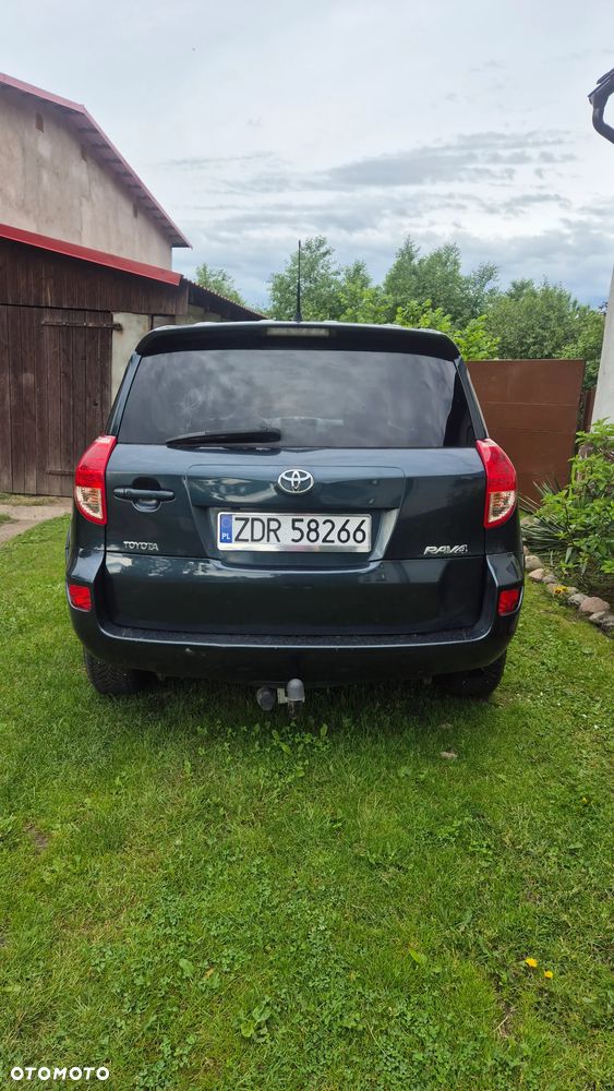 Toyota RAV4 2.2 D-4D X - 4