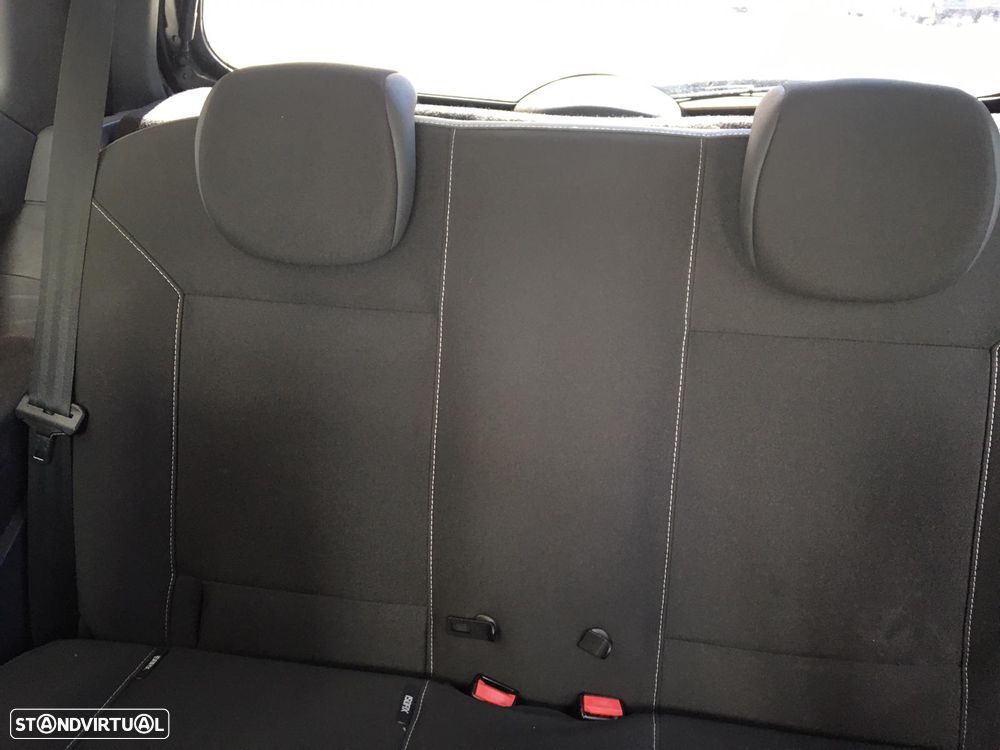 Renault Twingo 1.2 16V Yahoo - 8