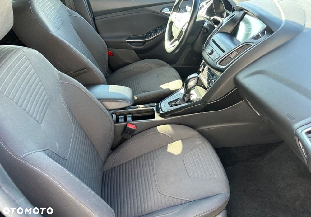 Ford Focus - 18
