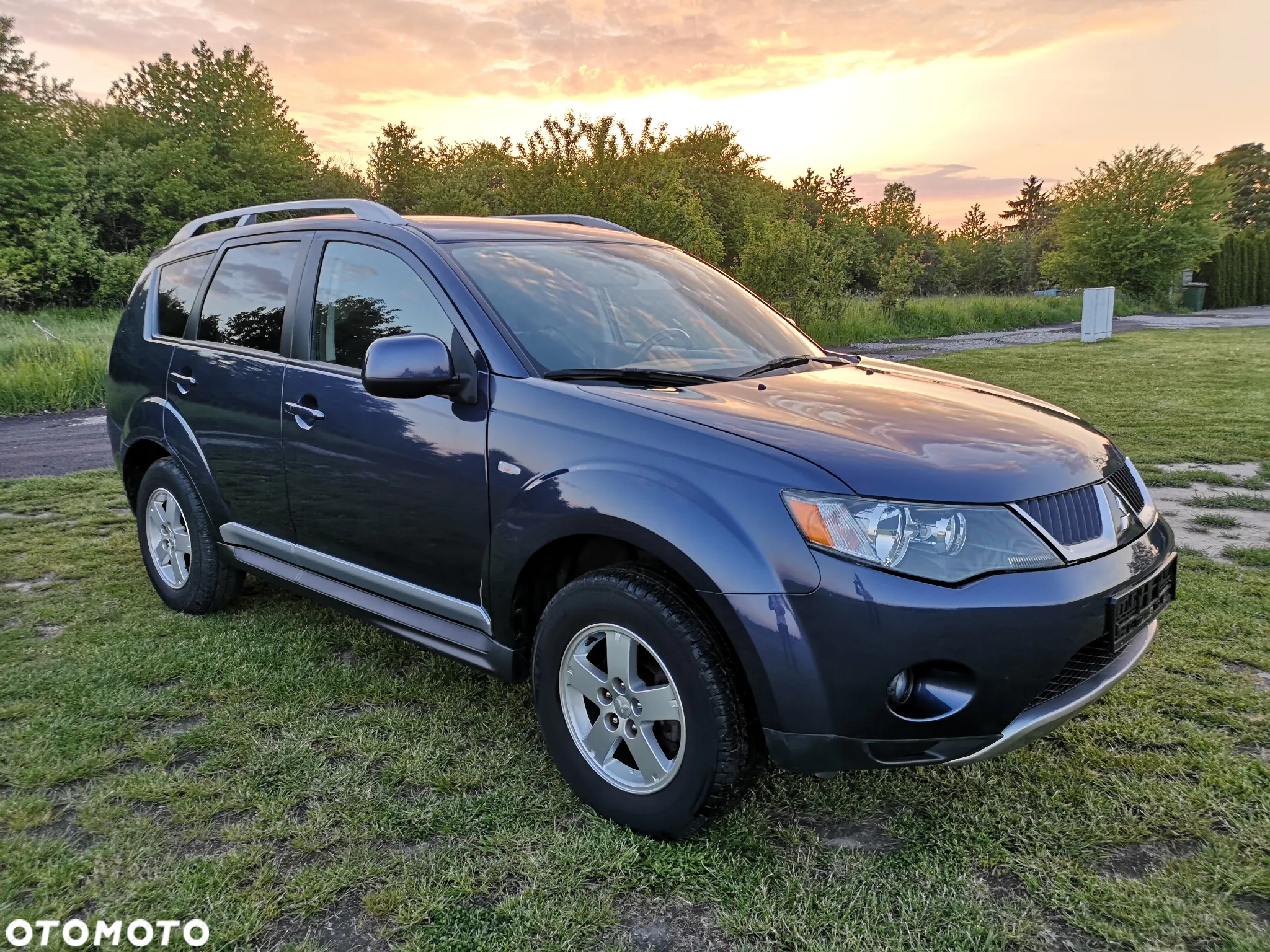 Mitsubishi Outlander 2.4 Invite 2WD - 10