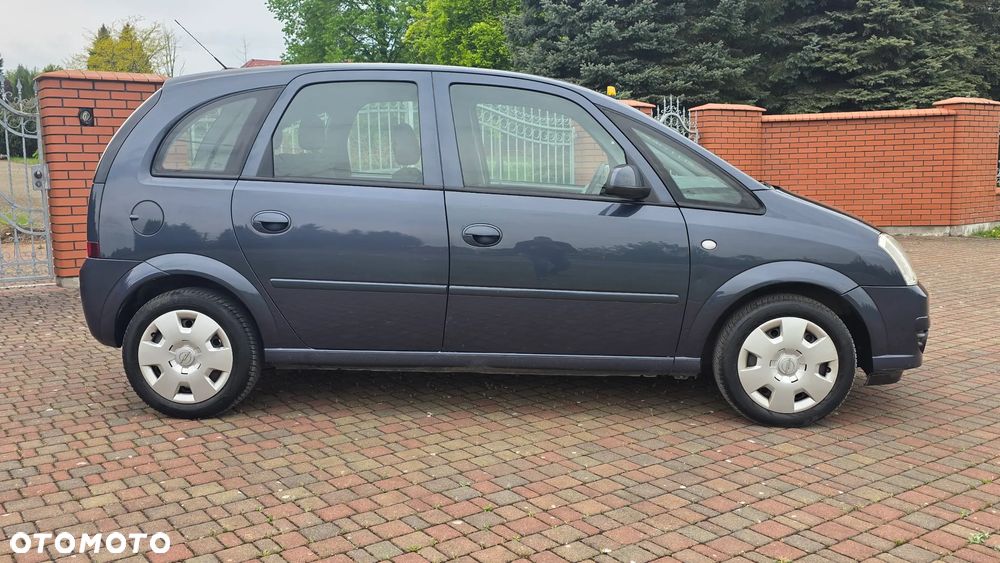 Opel Meriva 1.6 16V Cosmo - 12