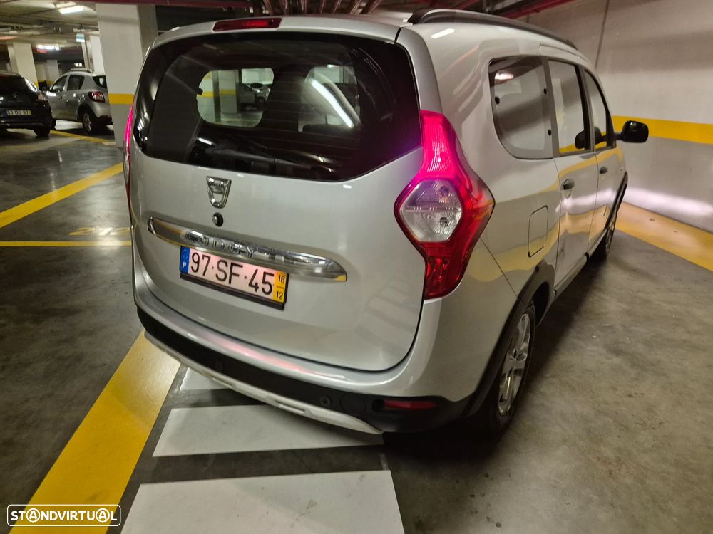 Dacia Lodgy 1.5 dCi Stepway 7L - 12