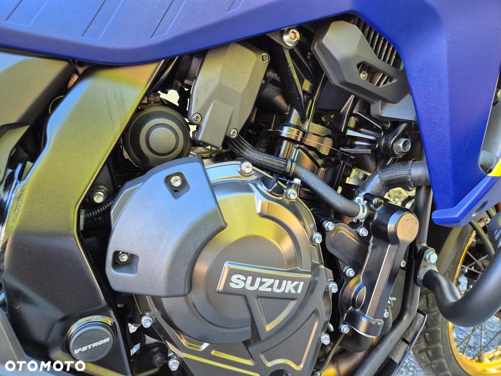 Suzuki DL - 40