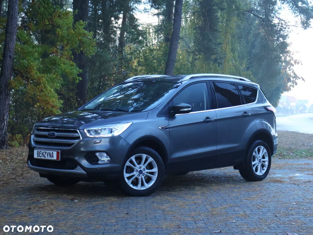 Ford Kuga 1.5 EcoBoost 2x4 Titanium - 3