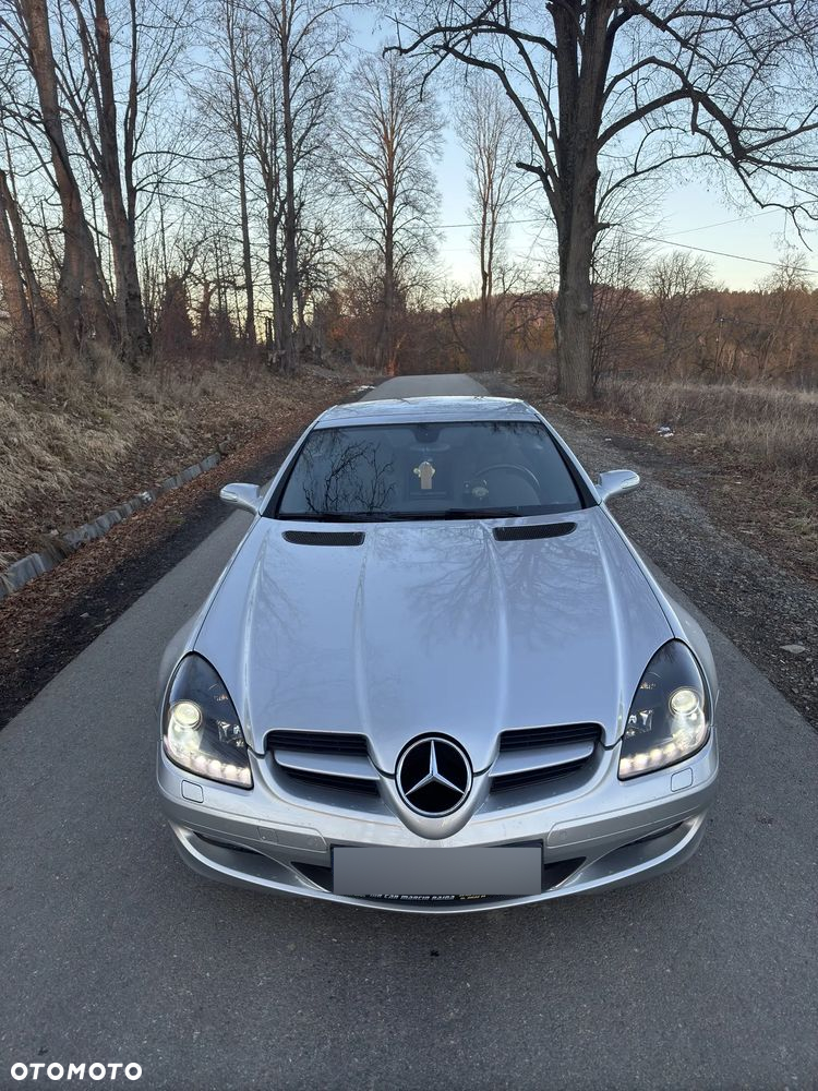 Mercedes-Benz SLK 350 - 11
