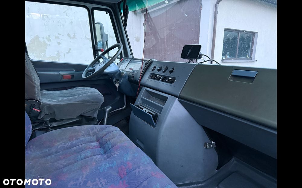 Mercedes-Benz Vario 614D - 10