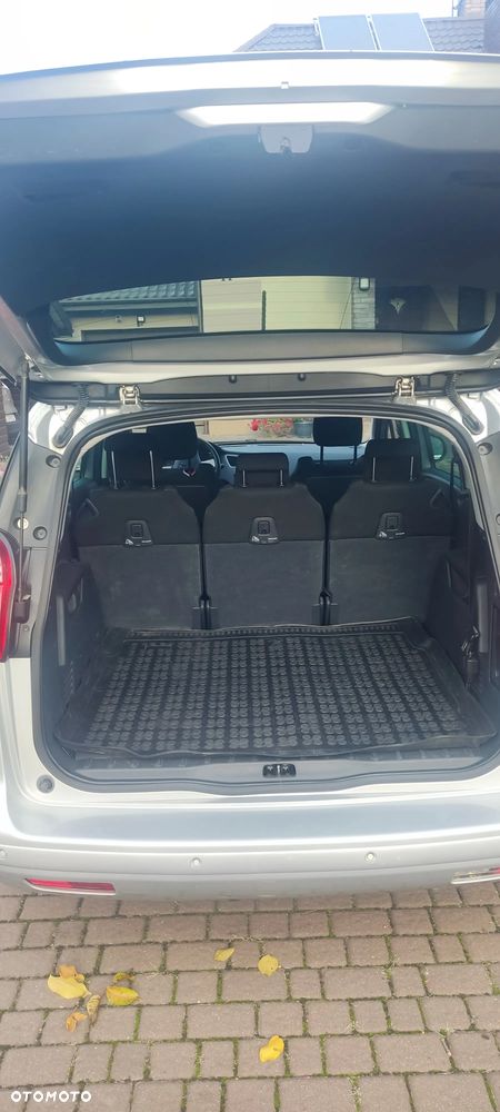 Peugeot 5008 - 15