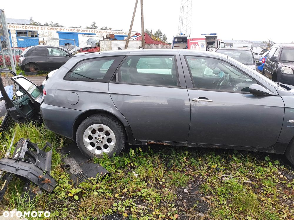 Alfa 156 lift kombi silnik 1.9 JTD 937a2000 na czesci - 4