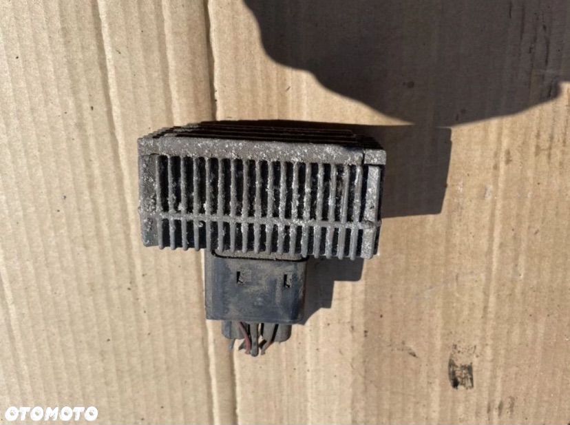 09132691 przekaźnik świec żarowych Opel meriva a - 2