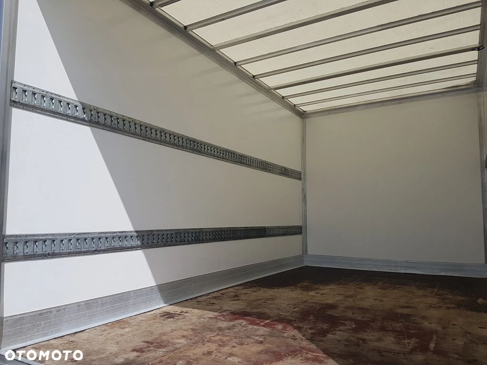 Renault MASTER KONTENER 8EP 4,21x2,23x2,22 KLIMA KRAJOWY MANUAL  6-BIEGÓW - 17