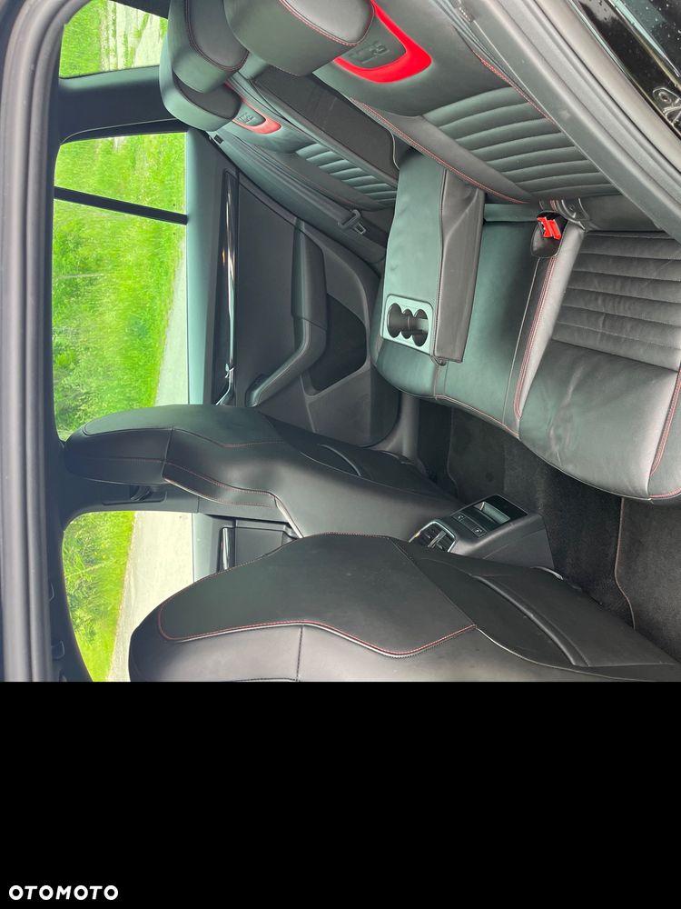 Skoda Octavia 2.0 TDI DSG RS - 13