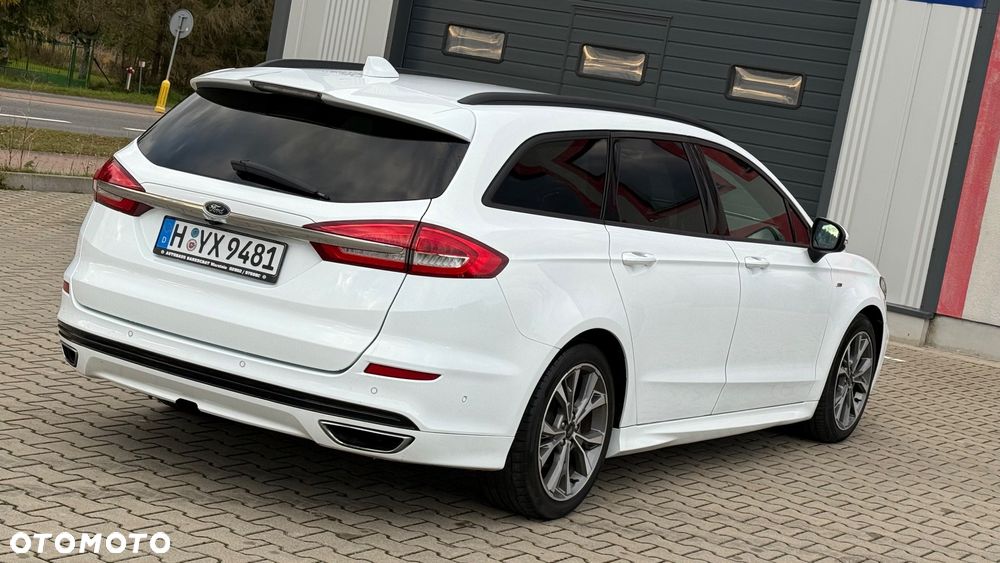 Ford Mondeo 2.0 Hybrid ST-Line X - 9