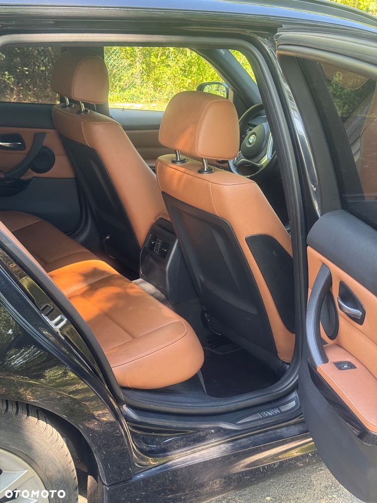 BMW Seria 3 - 16