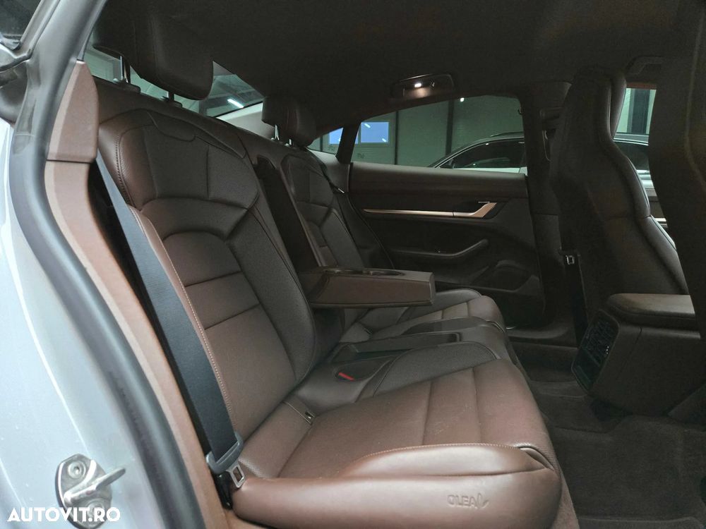 Porsche Taycan 4S Sport Turismo Performancebatterie Plus - 22