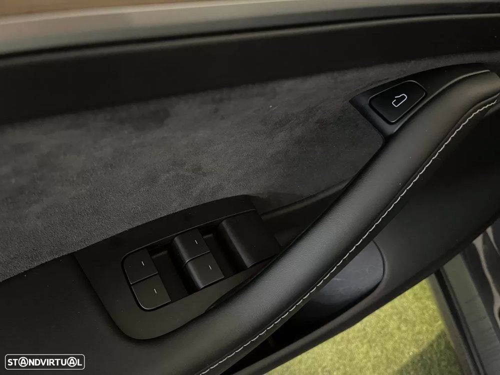 Tesla Model 3 Tração Traseira - 39
