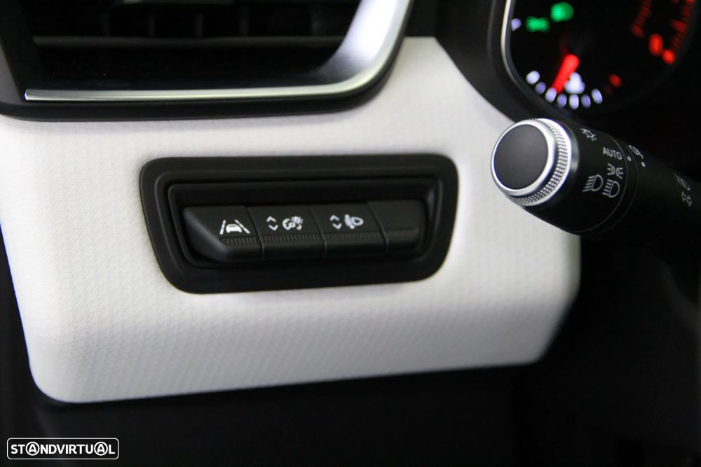 Renault Clio 1.0 TCe Evolution - 15