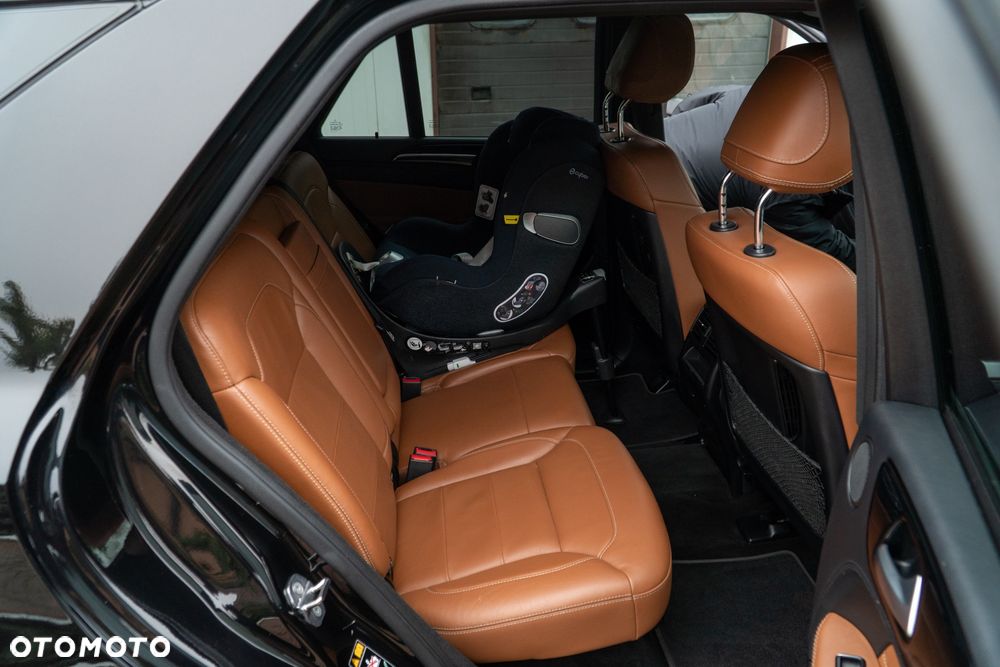 Mercedes-Benz GLE 350 d 4-Matic - 23