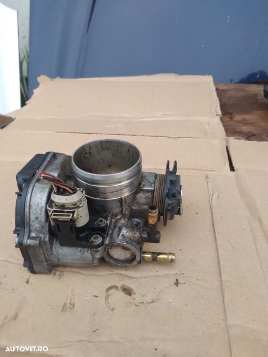 Clapeta aceleratie VW golf 4 1.6 benzina - 2