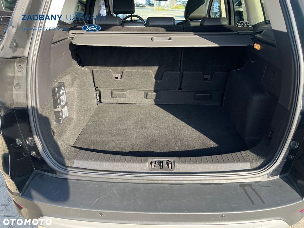 Ford Kuga - 17