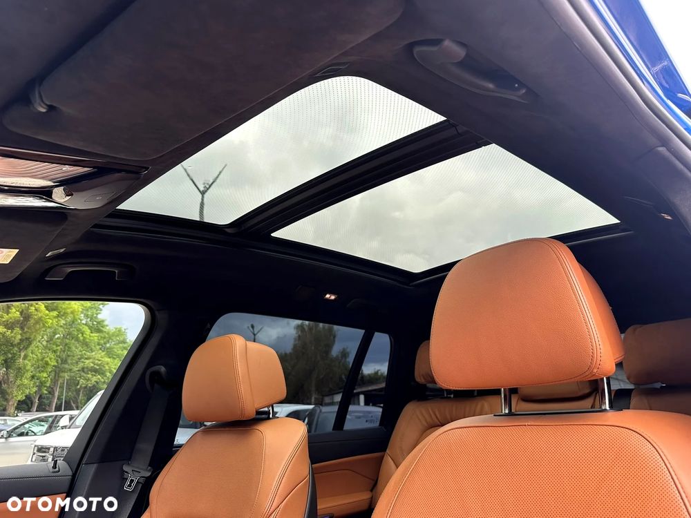 BMW X7 M50i sport - 39