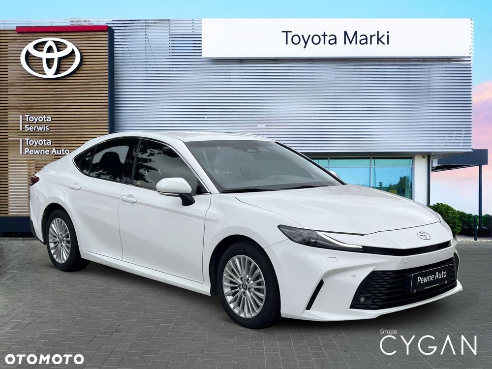 Toyota Camry - 8