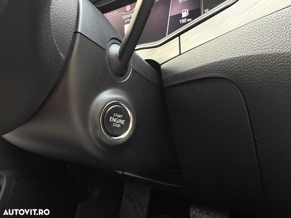 Skoda Superb 2.0 TDI DSG Premium Edition - 17