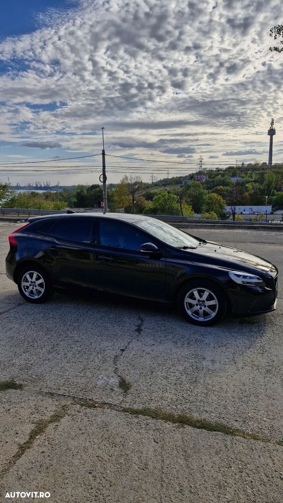 Volvo V40 D2 - 7