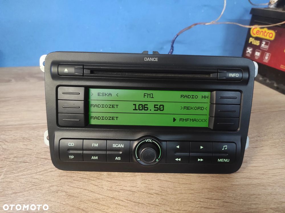 RADIO AUDIO ODTWARZACZ SKODA FABIA 2 ROOMSTER RAPID OCTAVIA 2 5J0 ROZKODOWANE WYSYŁKA !!! - 1