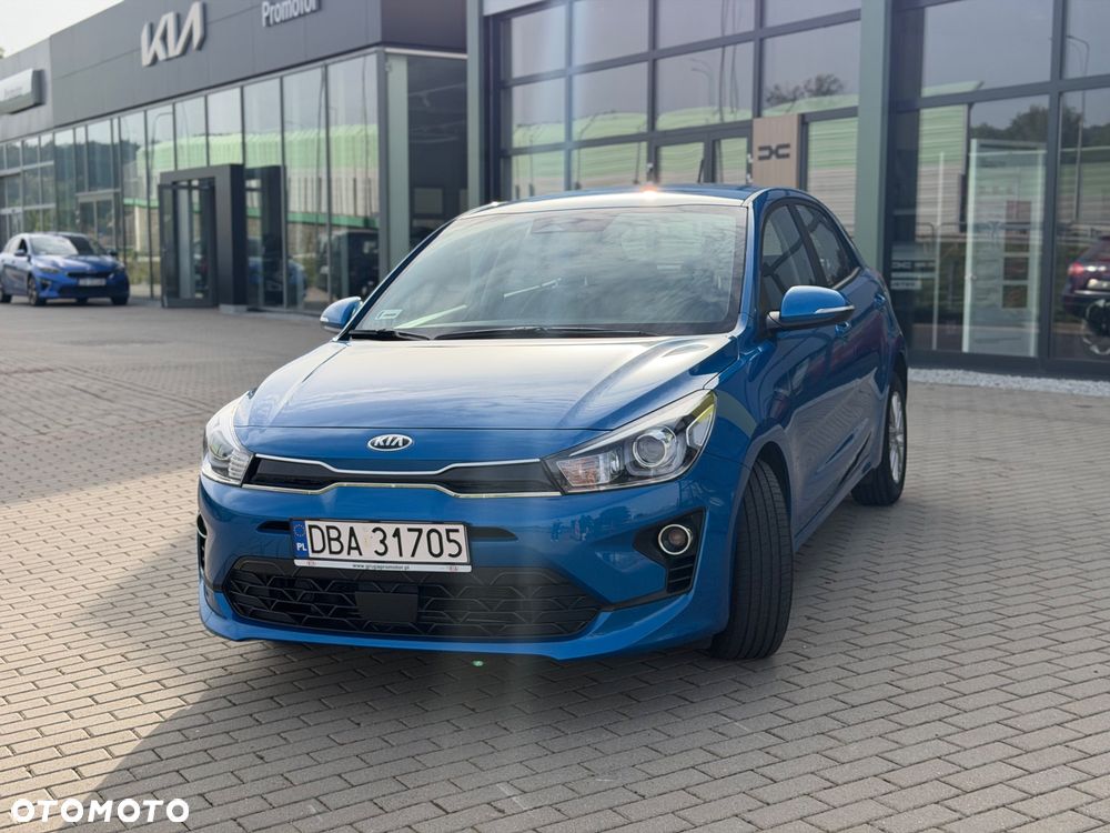 Kia Rio 1.2 L - 5