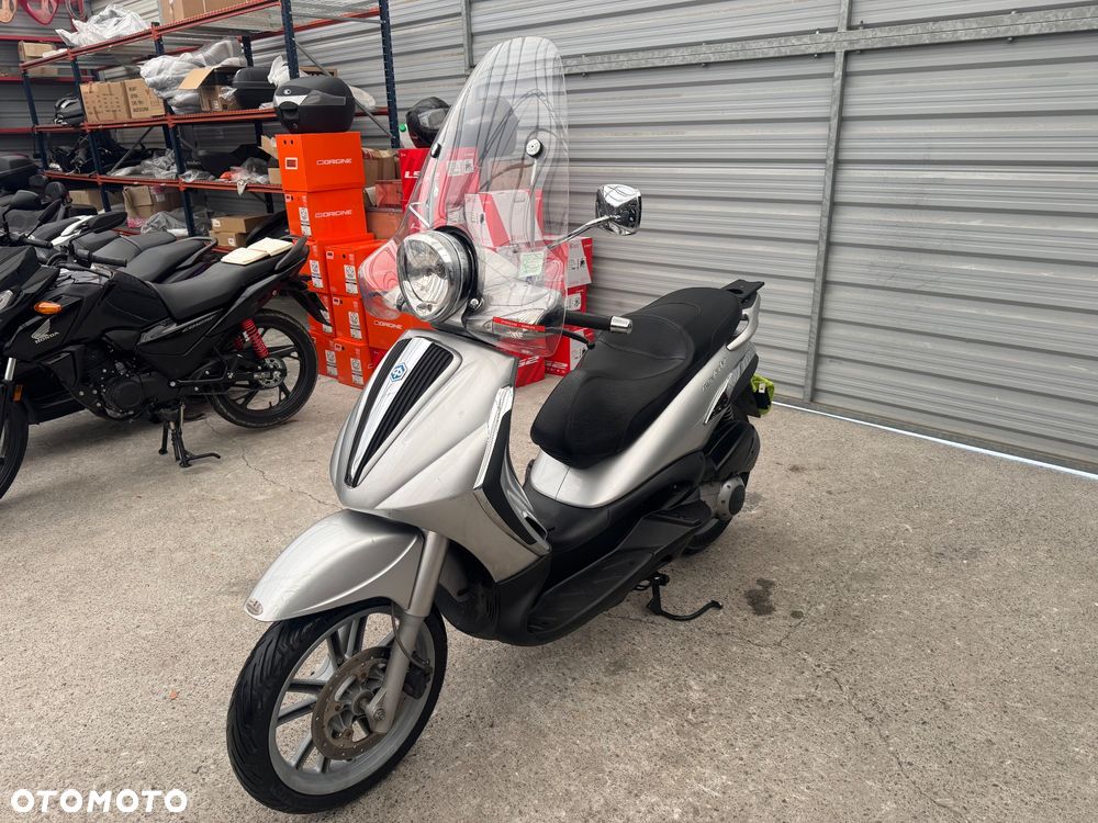 Piaggio Beverly - 3