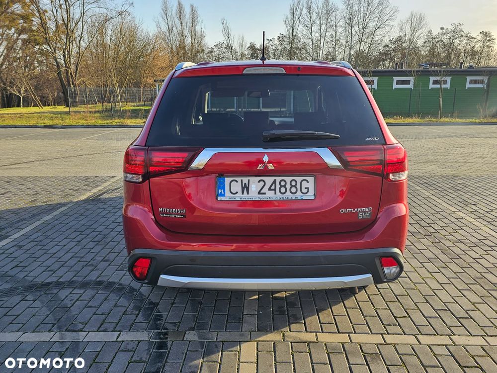 Mitsubishi Outlander 2.0 Intense + 4WD CVT - 6