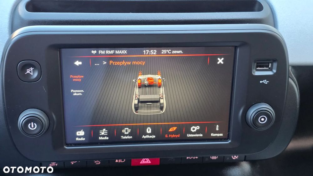 Fiat Panda 1.0 GSE Hybrid GARMIN - 22