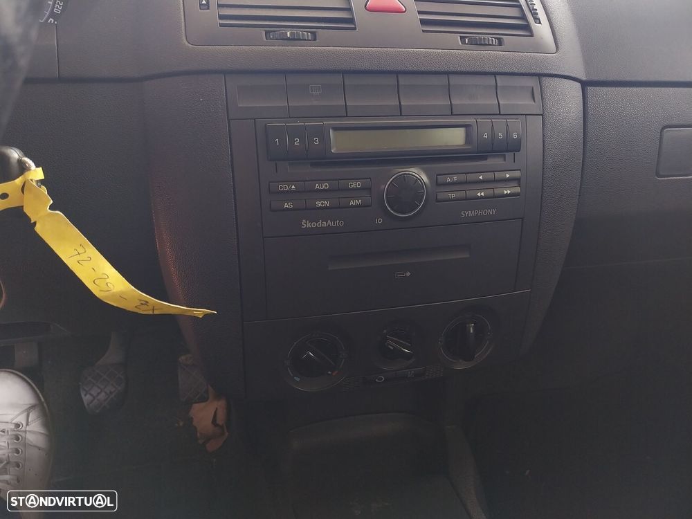 Skoda Fabia Break 1.4 TDi Ambiente - 8