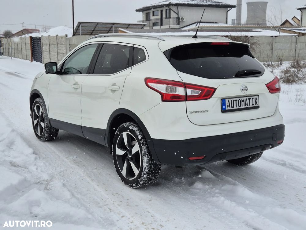 Nissan Qashqai 1.6 DCI Xtronic TEKNA - 3