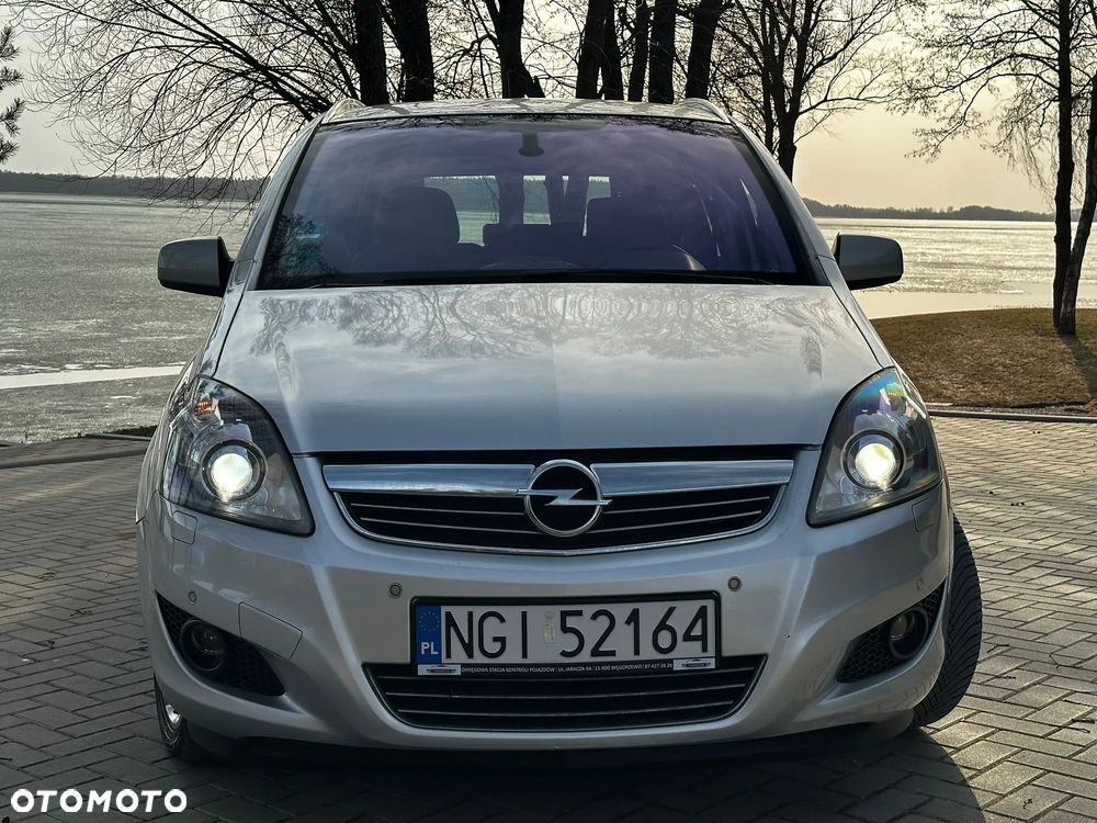 Opel Zafira 1.9 CDTI Innovation - 3