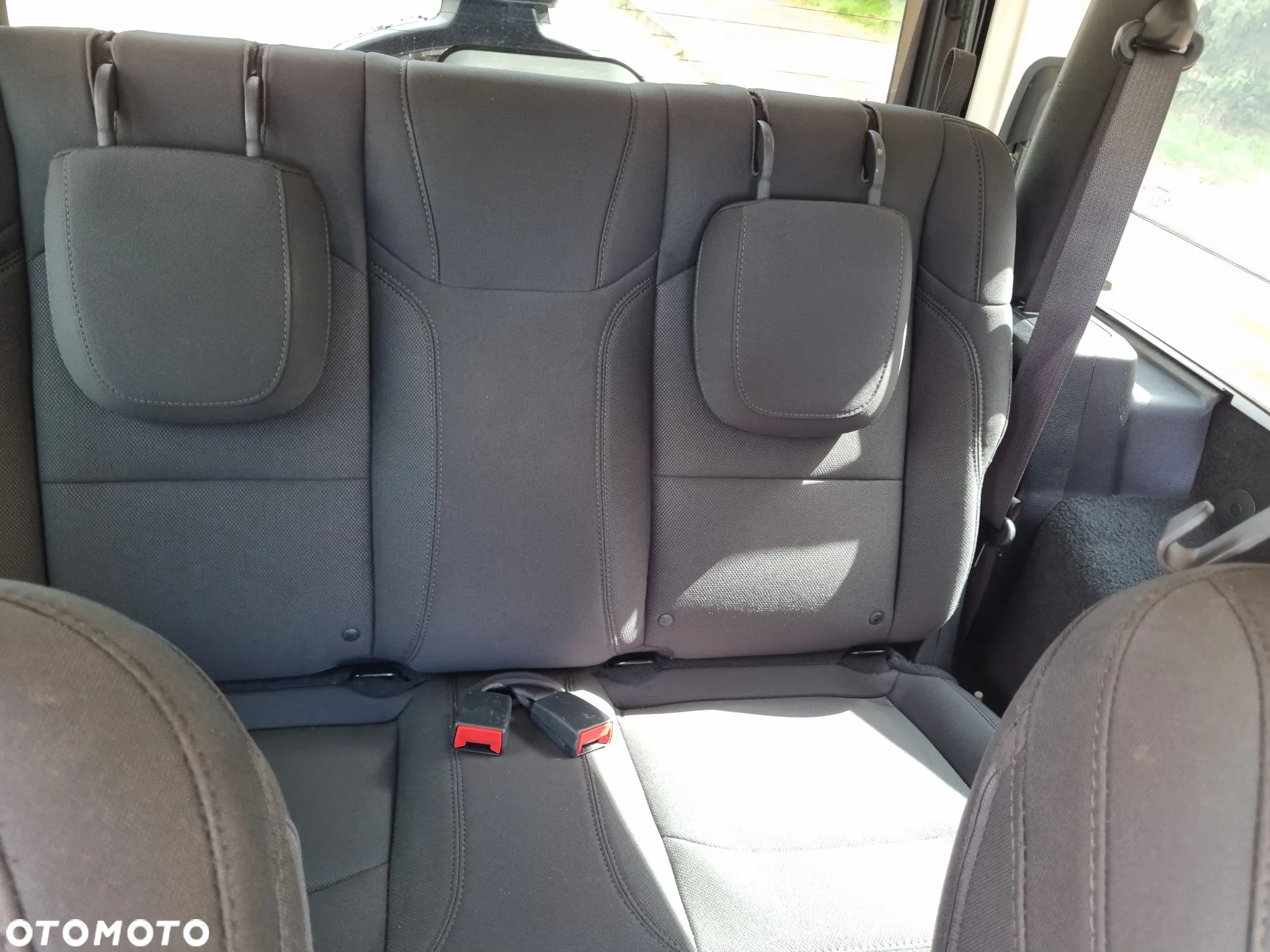 Jeep Wrangler - 34