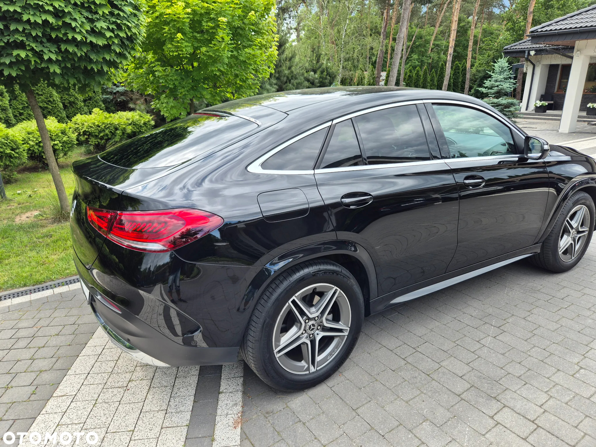 Mercedes-Benz GLE 300 d 4-Matic - 15