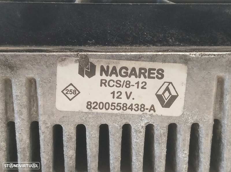 CAIXA PRÉ AQUECIMENTO RENAULT MEGANE III COUPÉ 2011 -8200558438A - 2